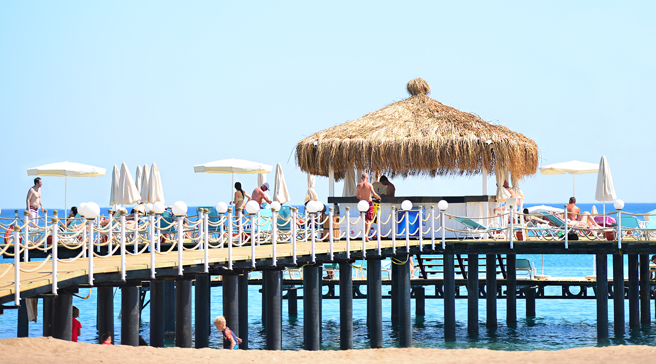 اکنون ثبت کن | Ramada Resort Lara