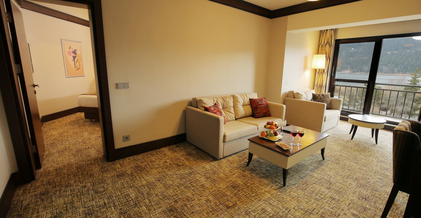 Suite Room with Lake View | Abant Palace Hotel