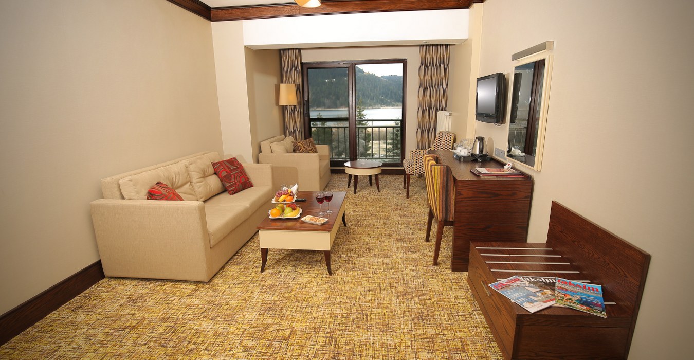 Suite Room with Lake View | Abant Palace Hotel