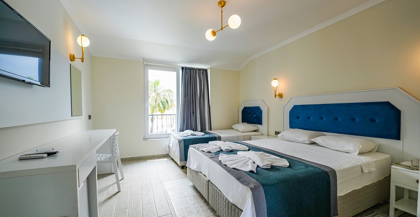 Suit Havuz Manzaralı | Blue Pearl Club