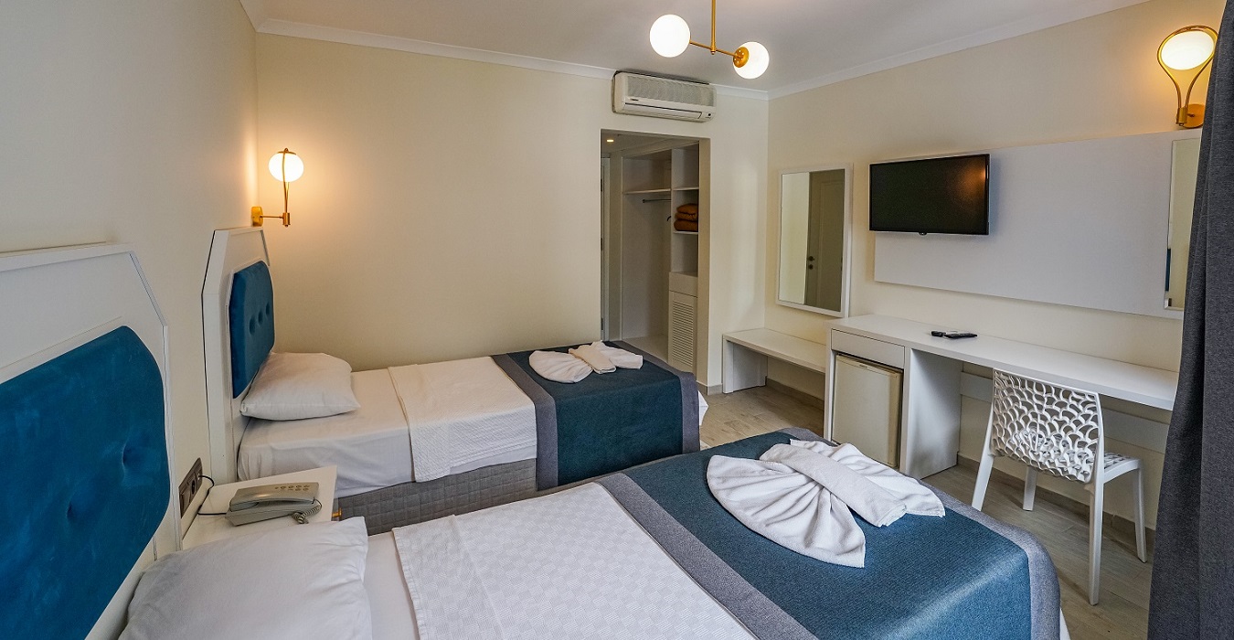 Suit Havuz Manzaralı | Blue Pearl Club