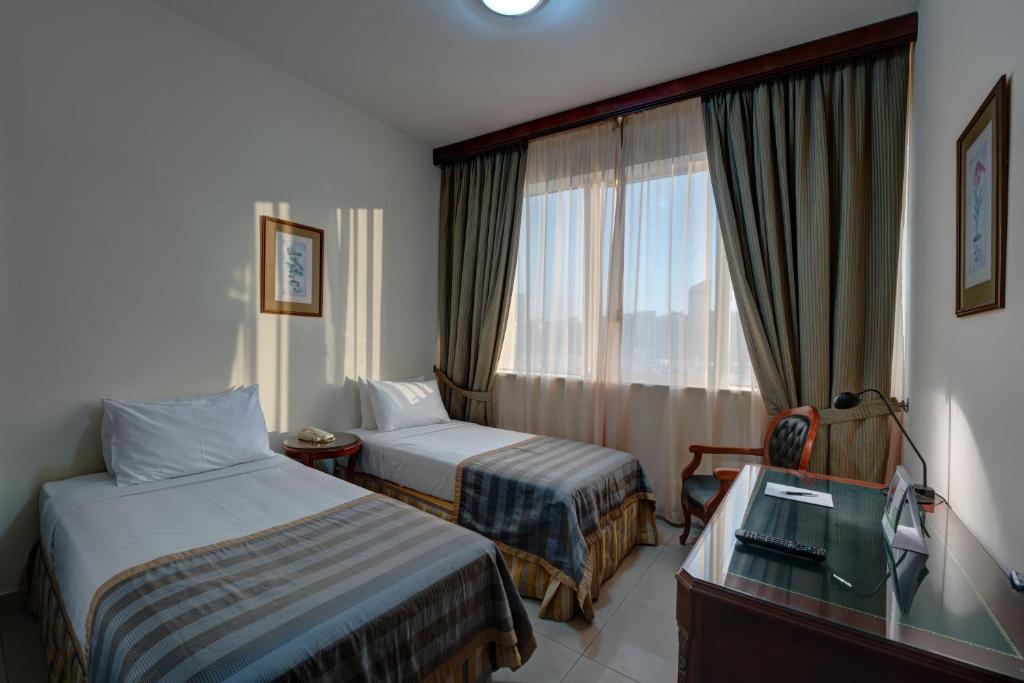 Deluxe Twin Room | Mourouj Hotel Apartments Gloria Abu Dhabi