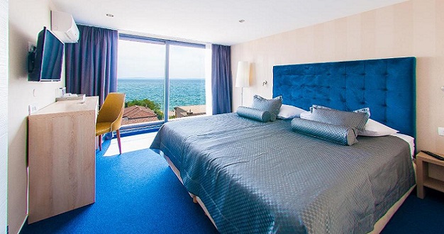box_double_room_with_sea_view.jpg