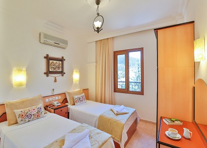 Apart Oda Dağ Manzaralı