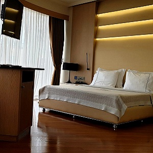 room1.jpg
