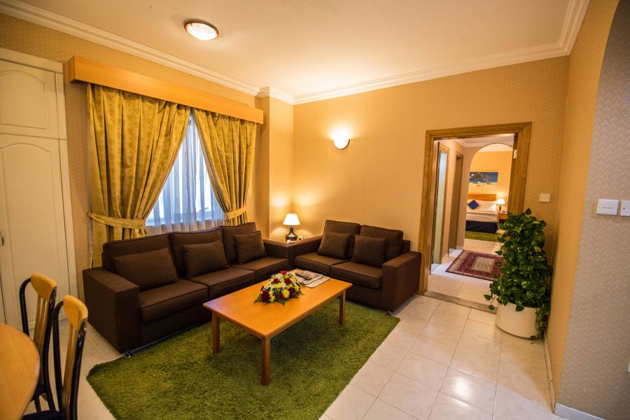 LIVING-ROOM-WITH-PASSAGE-AR.jpg