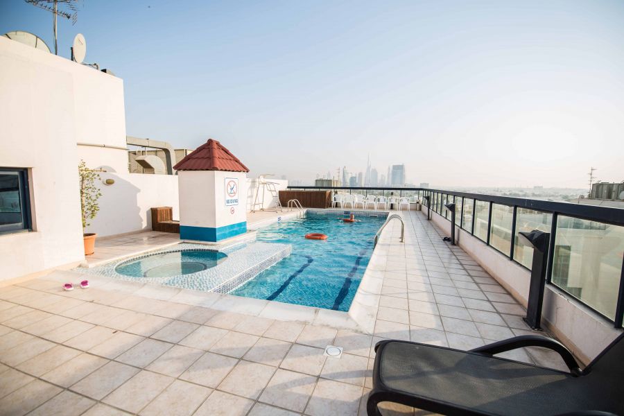 SWIMMING-POOL-(1).jpg