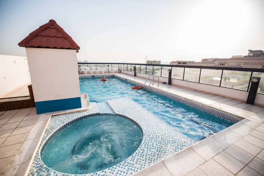 SWIMMING-POOL-(2).jpg