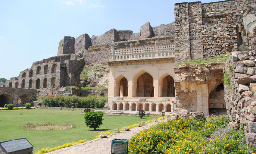 golkonda_fort.jpg