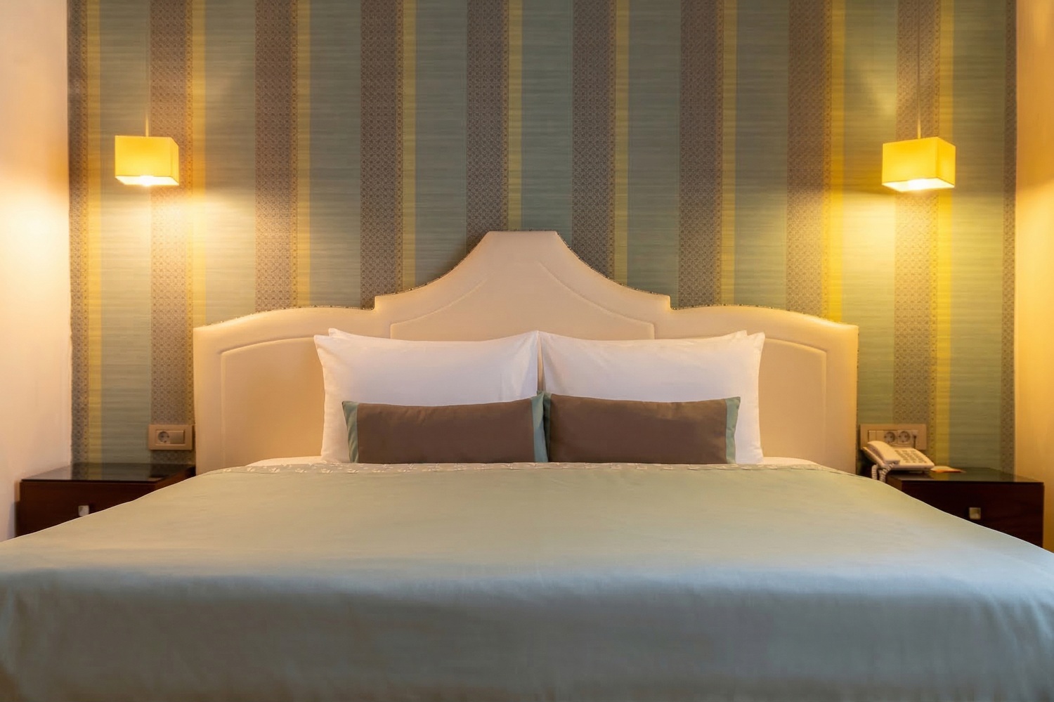 Standard Double or Twin Room Image 2